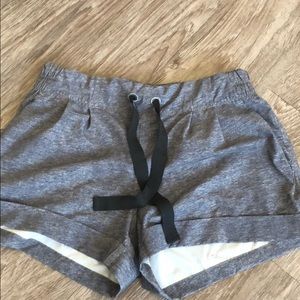 Gray lulu shorts!